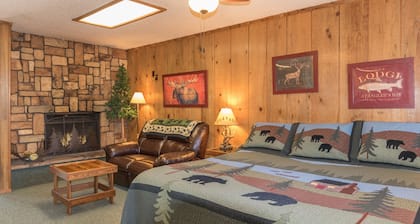 Shadow Mountain Lodge and Cabins