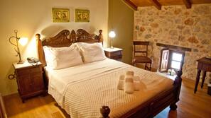 Premium bedding, down comforters, minibar, in-room safe