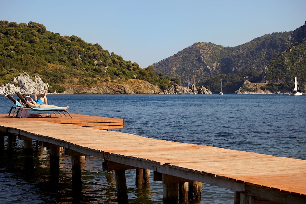 Sentido orka lotus beach