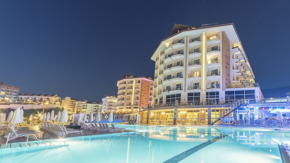 Ramada Resort by Wyndham Kusadasi in Kusadasi Best Rates & Deals on