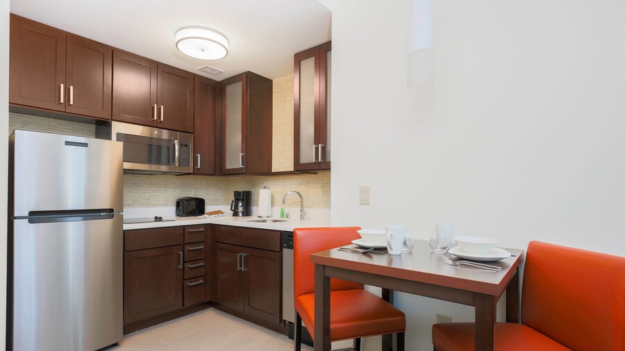 Residence Inn by Marriott San Jose Airport