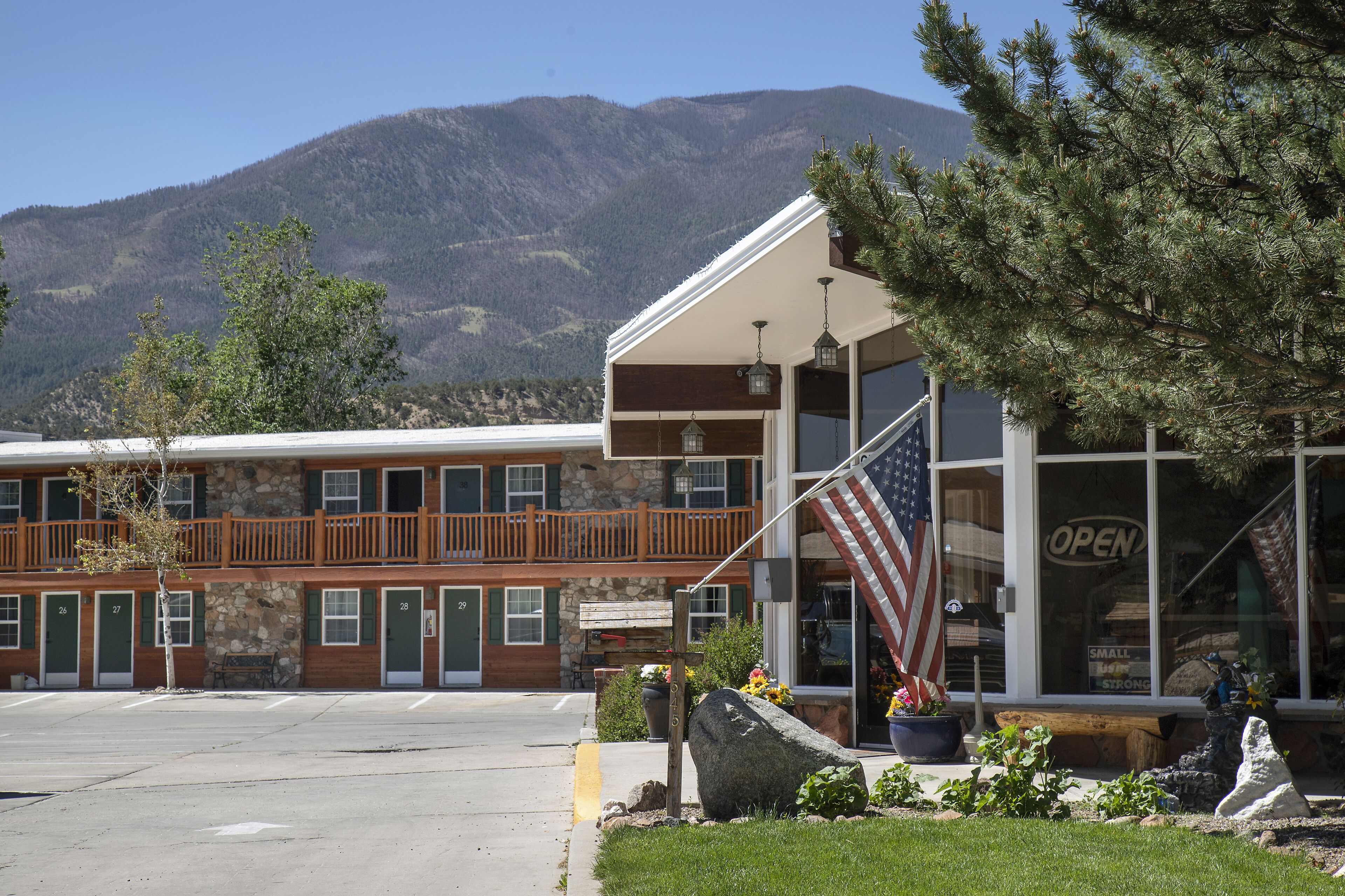 Silver Ridge Lodge