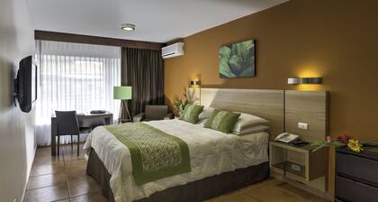 Hotel Suites Cristina