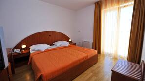 Down duvet, in-room safe, soundproofing, free WiFi