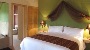 Premium bedding, in-room safe, individually decorated, linens
