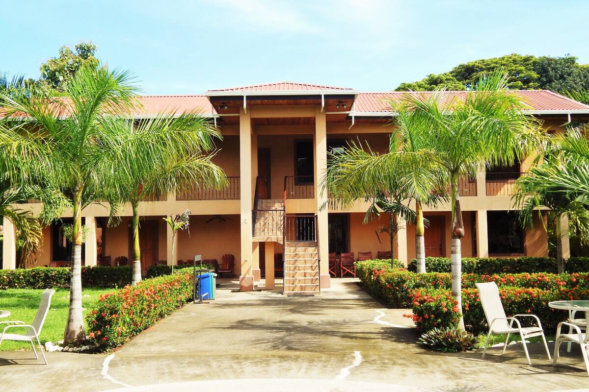 Marbella Surf Inn In Marbella Costa Rica Expedia