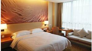 In-room safe, free WiFi