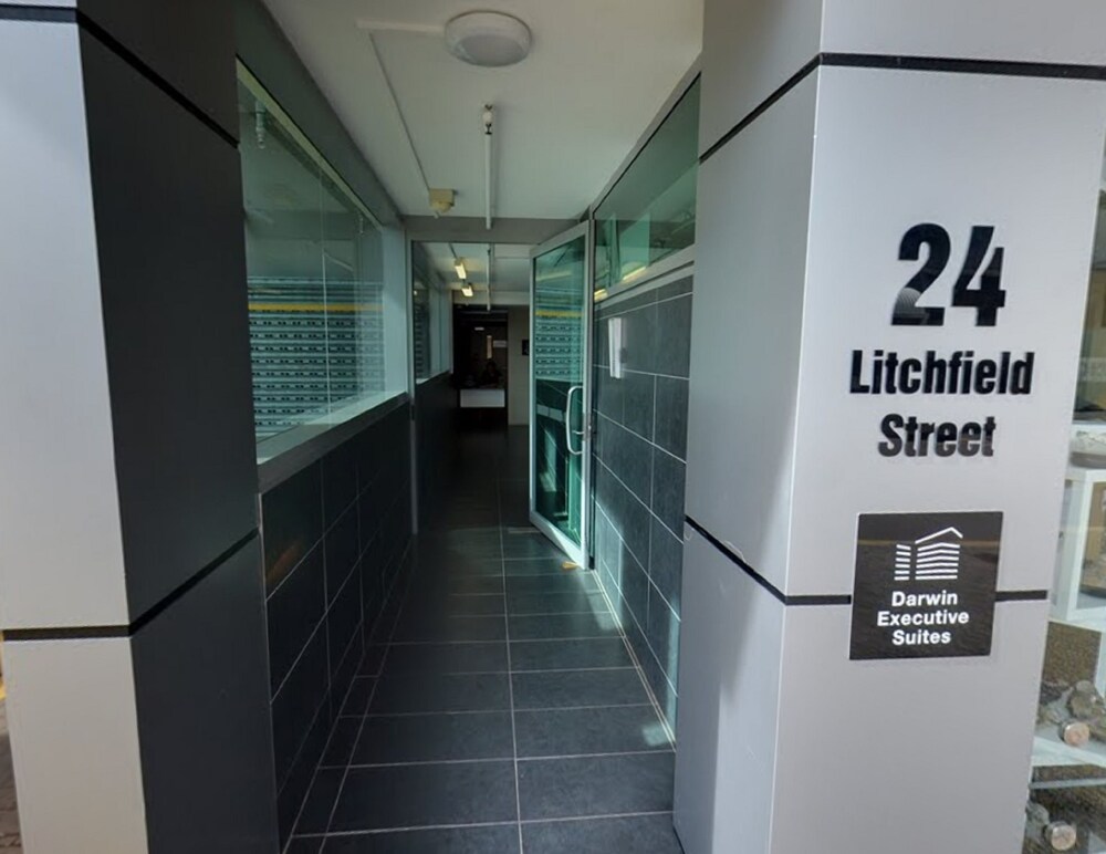 Darwin Executive Suites & FREE CAR