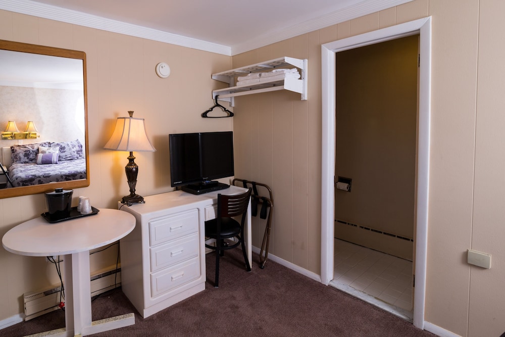 Lake Harmony Inn in Lake Harmony Best Rates & Deals on Orbitz