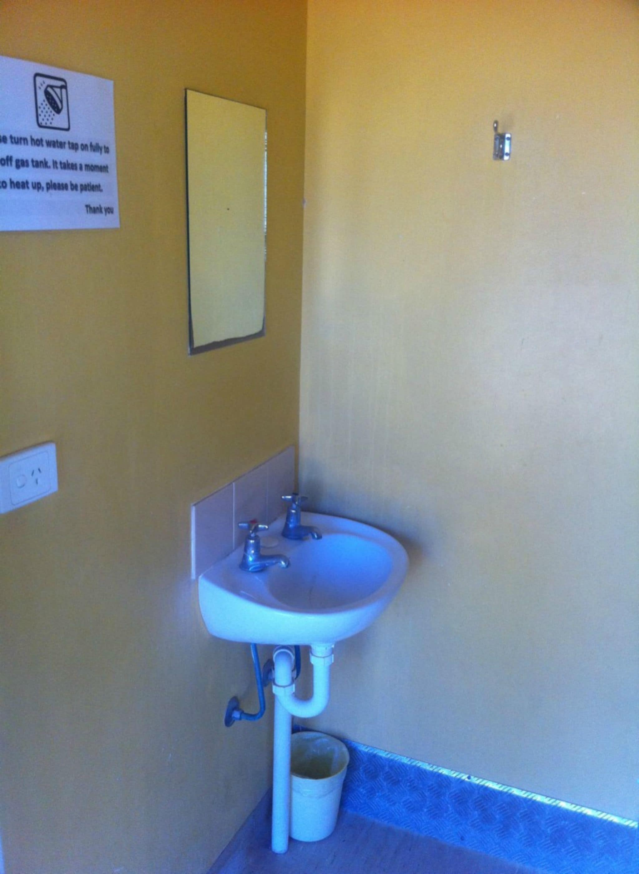 William Creek Camp Ground & Units