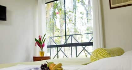 Hotel Lagos de Menegua