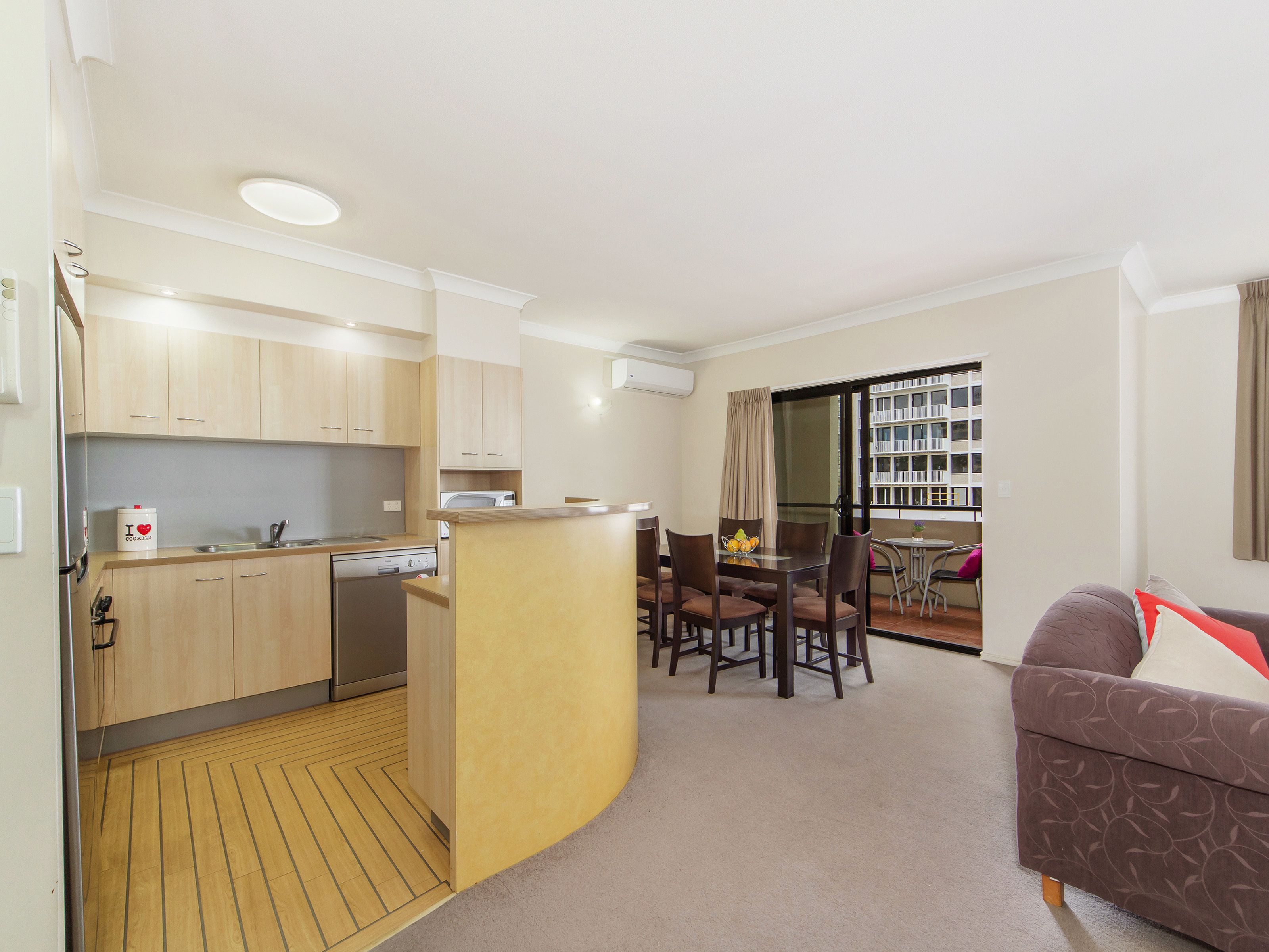 Spring Hill Central Apartments