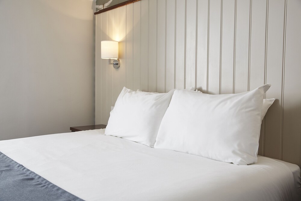 Darrington Hotel by Greene King Inns in Pontefract Best Rates & Deals