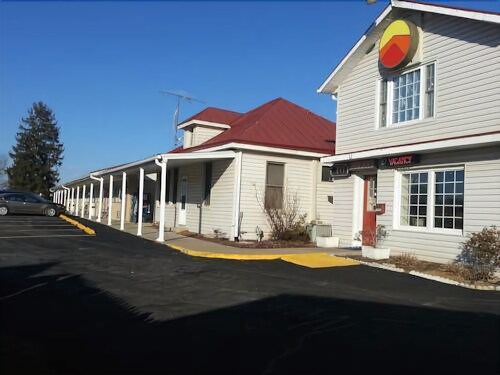 Great Place to stay Budget Inn near Natural Bridge 