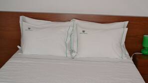 1 bedroom, rollaway beds, free WiFi