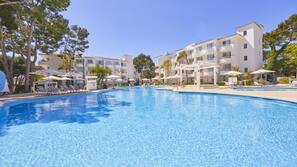 Indoor pool, outdoor pool, pool loungers