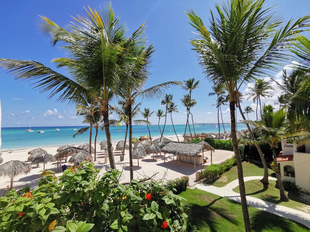 Los Corales Tropical Beach Resort u0026 SPA in Punta Cana | Best Rates u0026 Deals  on Orbitz
