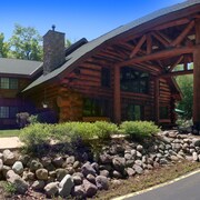 $56 Hotels near Menominee Casino Resort in Neopit | Orbitz