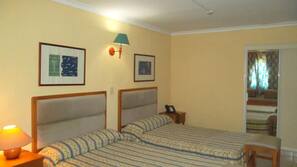 Coffre-forts dans les chambres, bureau