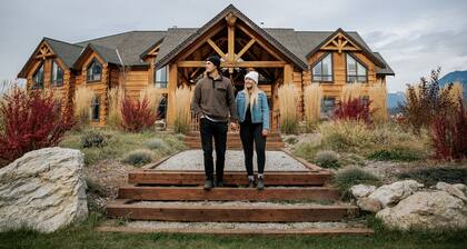 Basecamp Lodge Golden
