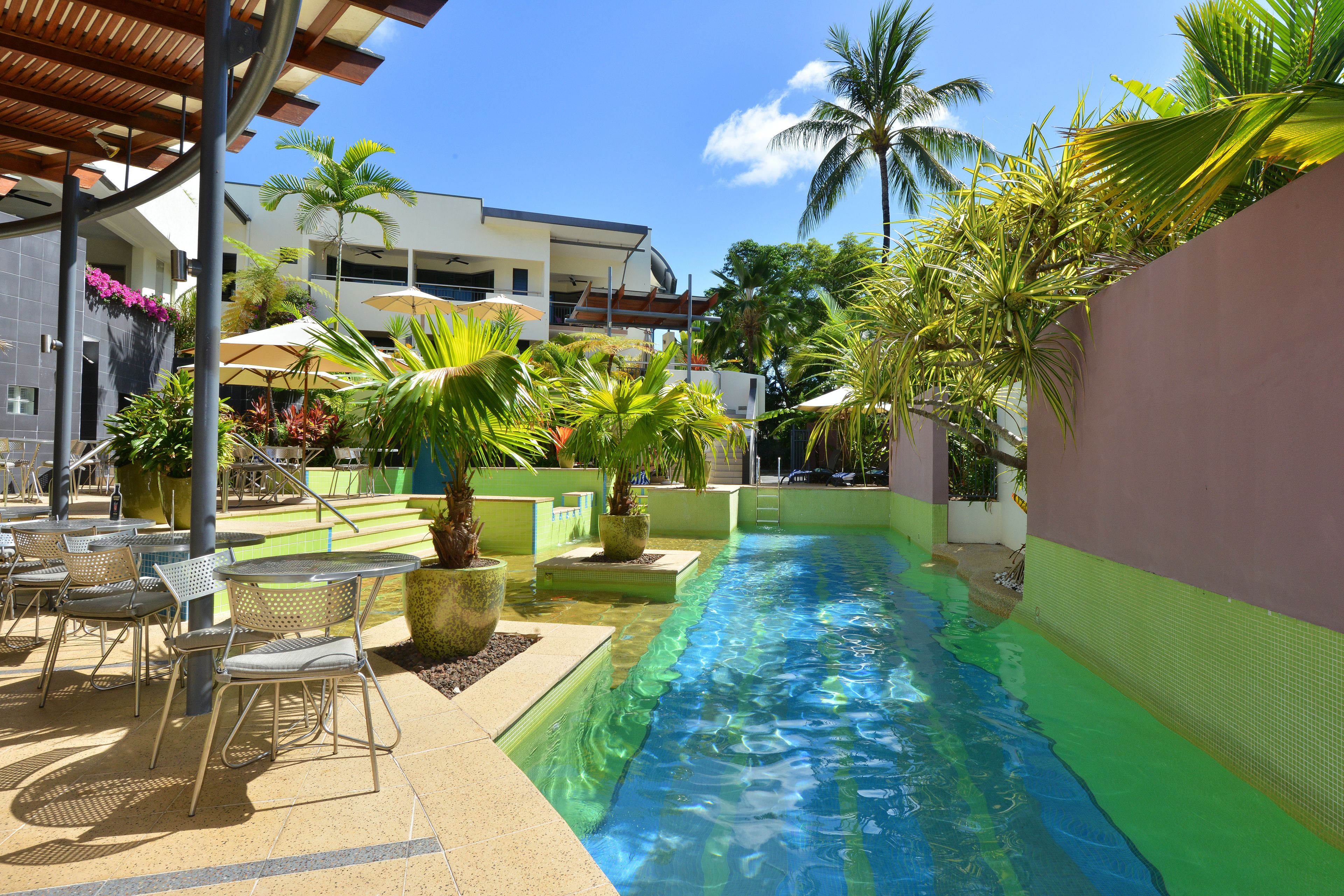 Seascape Holidays - Peninsula Apartments