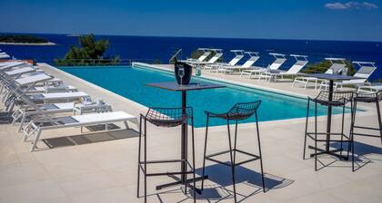 Golden Rays Luxury Apartments
