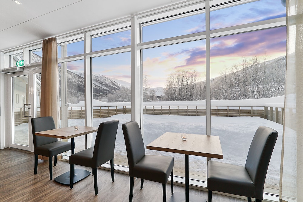 Tromso Lodge Camping In Tromso Hotel Rates Reviews On Orbitz