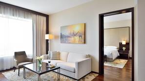 Premium bedding, minibar, in-room safe, desk
