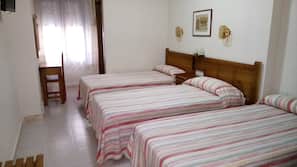 Escritorio, camas supletorias (de pago), wifi gratis