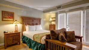 Premium bedding, in-room safe, iron/ironing board, free WiFi