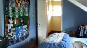 Down duvet, individually decorated, individually furnished