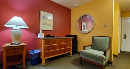 Olympic View Inn
