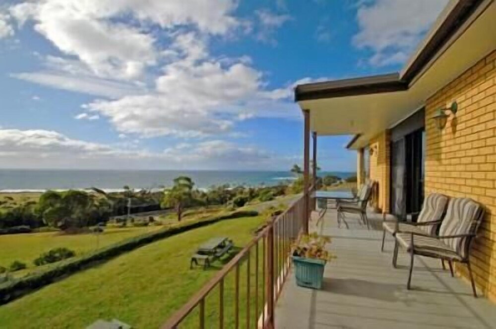 Bicheno's Ocean View Retreat