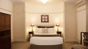 Premium bedding, pillowtop beds, minibar, blackout drapes