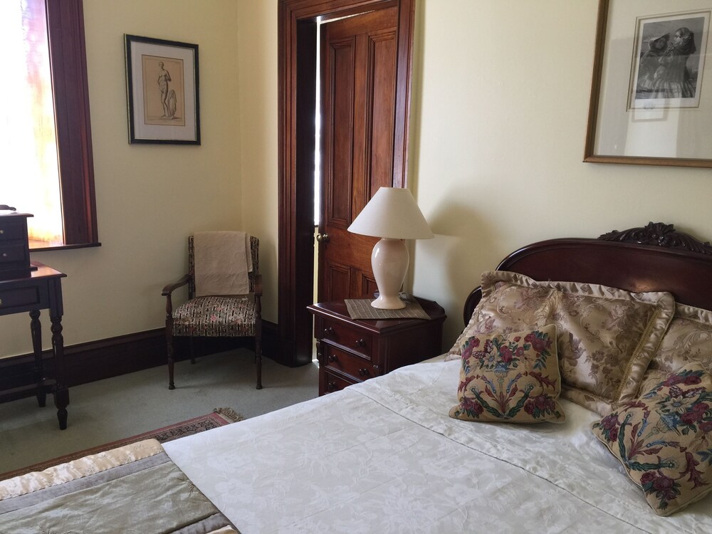 Victoria House Deals & Reviews (Portland, AUS) Wotif