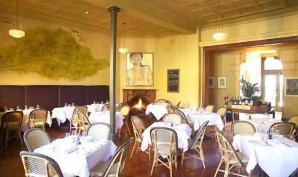 Healesville Hotel