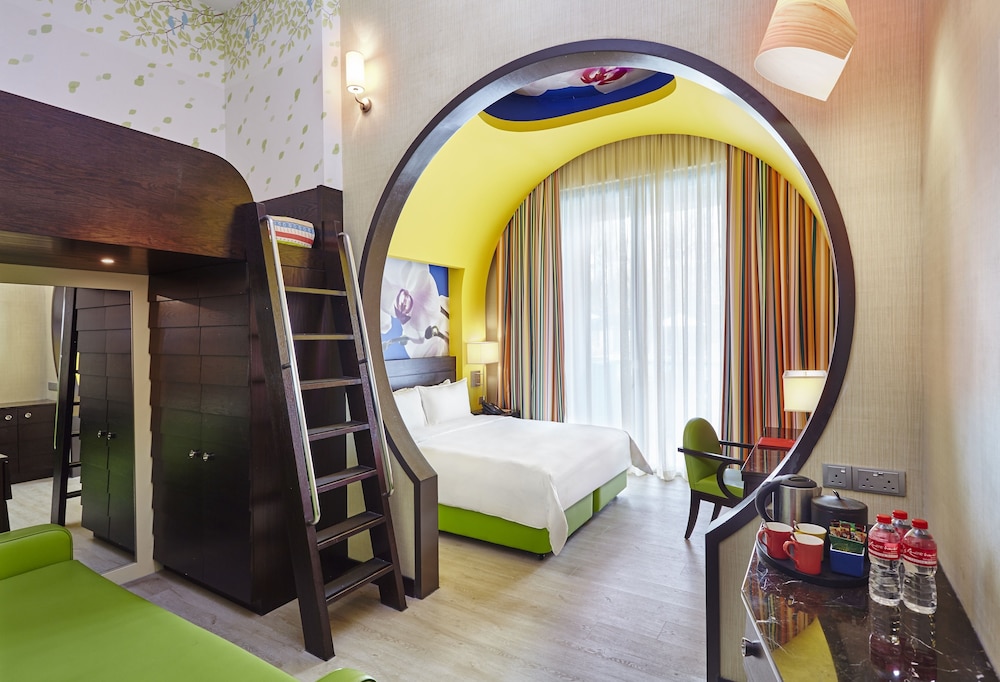 Resorts World Sentosa Festive Hotel Sg Clean In Southern Islands Best Rates Deals On Orbitz