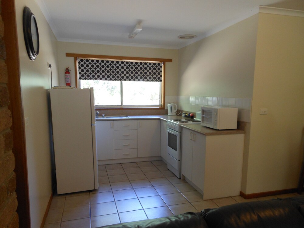 Grampians View Cottages and Units
