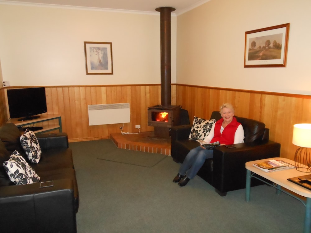 Grampians View Cottages and Units