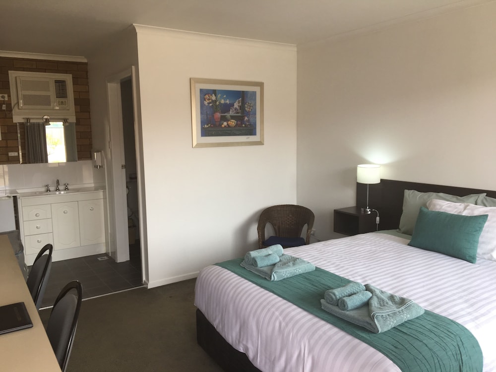 Camellia Motel