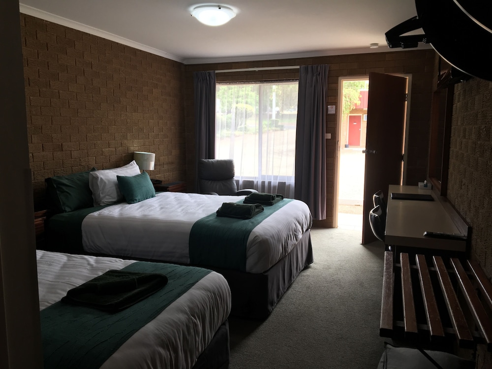 Camellia Motel