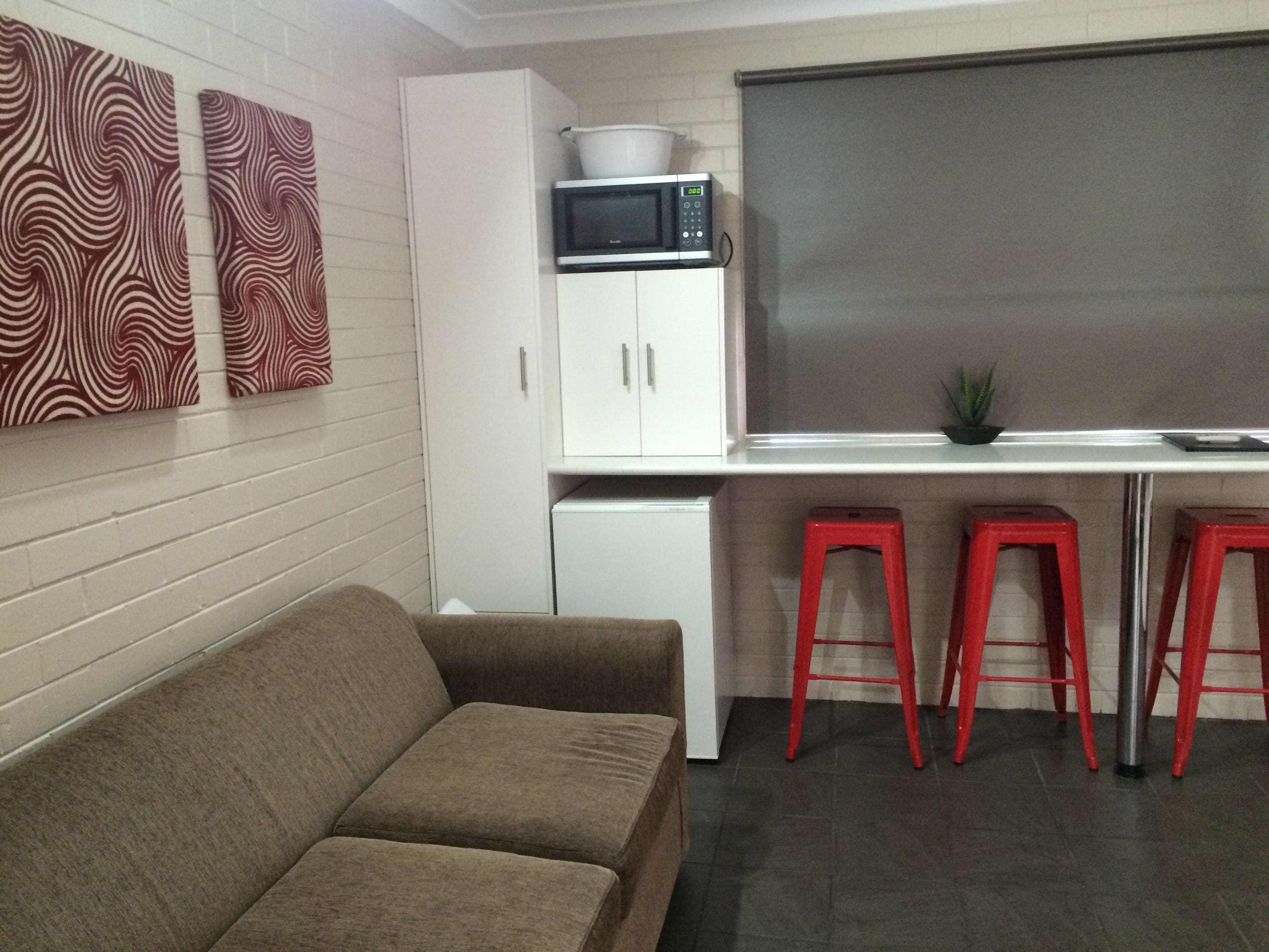 Country Leisure Motor Inn