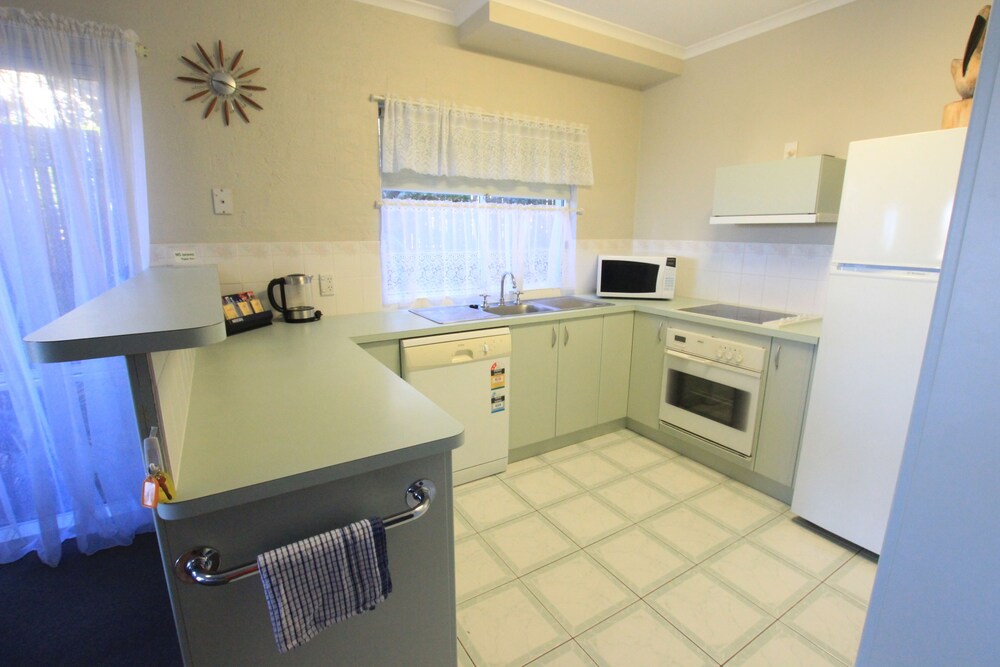 The Palms Apartments