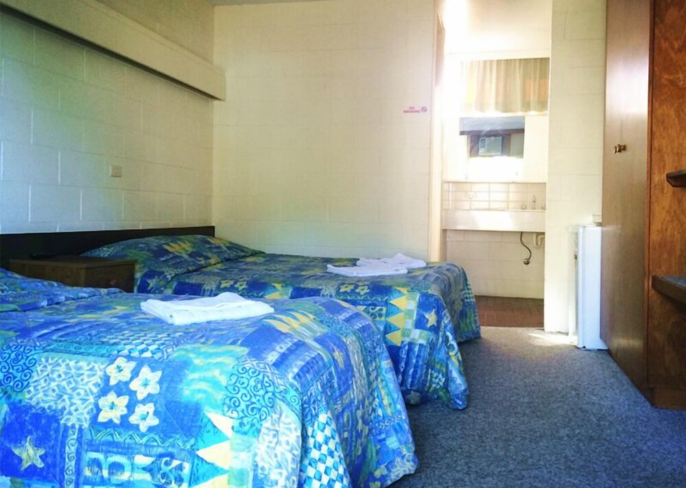 Eden Nimo Motel
