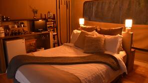 Egyptian cotton sheets, premium bedding, pillow top beds