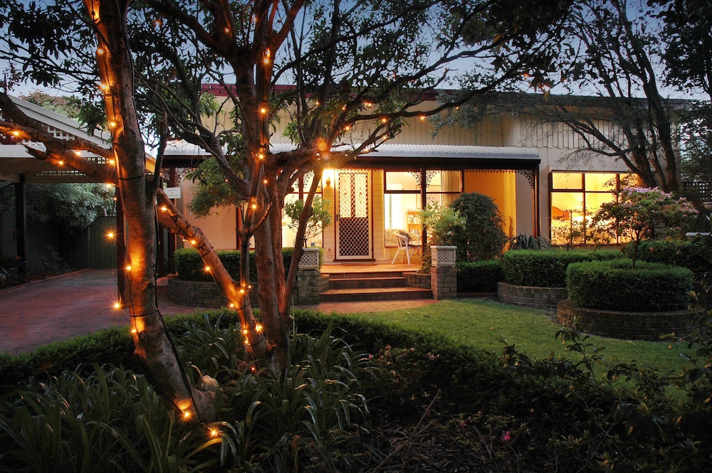 Truemans Cottages