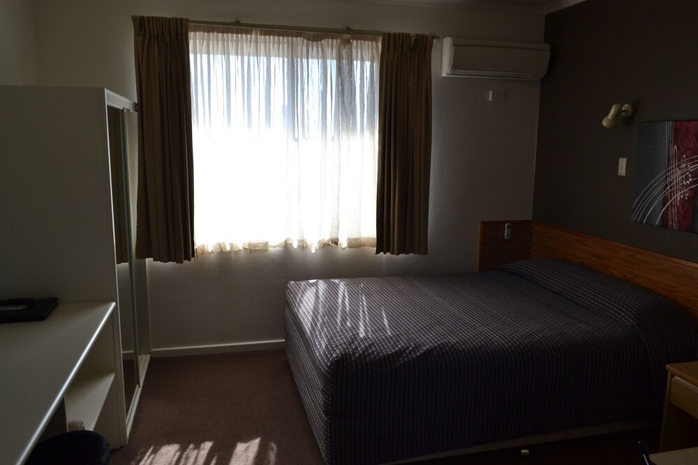 Panorama Motor Inn