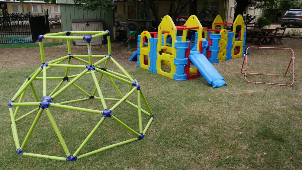 Adina Lodge Holiday Units