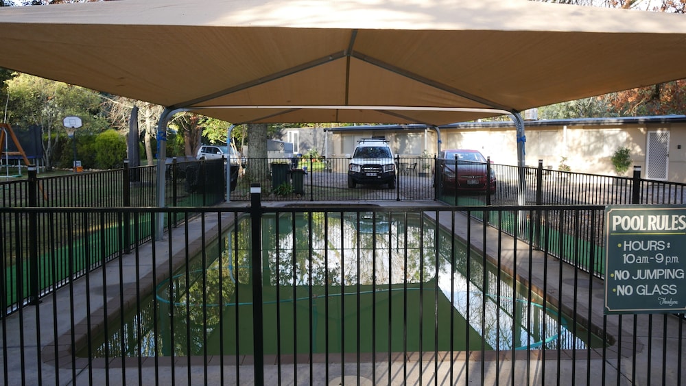 Adina Lodge Holiday Units