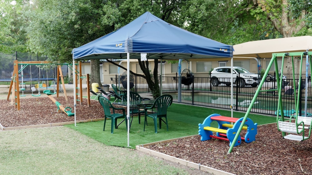 Adina Lodge Holiday Units